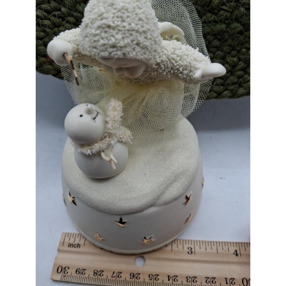 Department 56 Snowbabies Figurine "A Little Holiday Magic" 2006 Collectible Deco - Picture 2 of 7